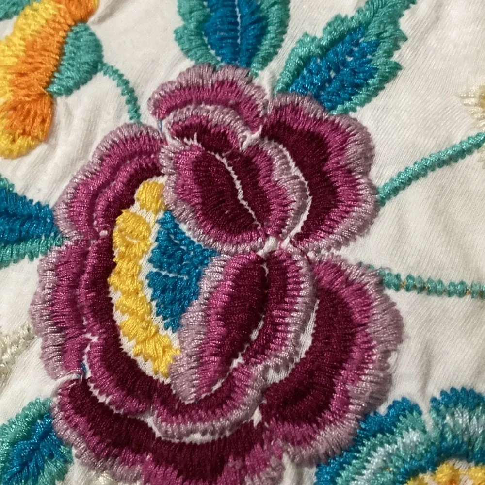 Johnny Was Deep V-Neck Cotton Tee - Picture 8 of 12